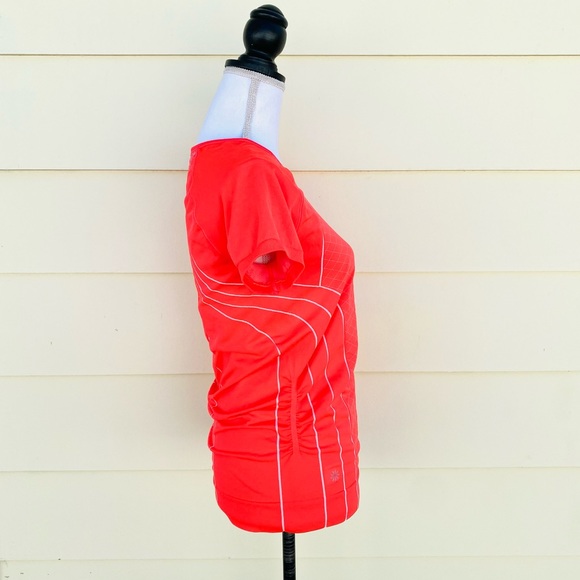 Athleta Finish Fast Line Tee - Picture 7 of 10